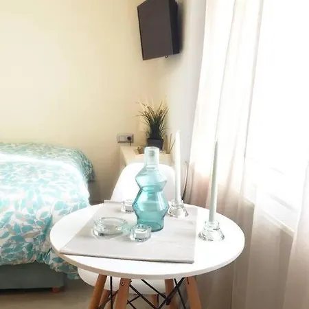 Apartment Emerald Mini Suite:your Deluxe In Kalamaria Thessaloniki